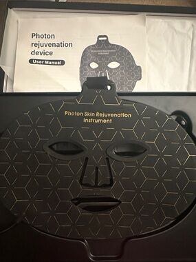 Photon Skin Rejuvenation Instrument LED Mask in Black & Gold